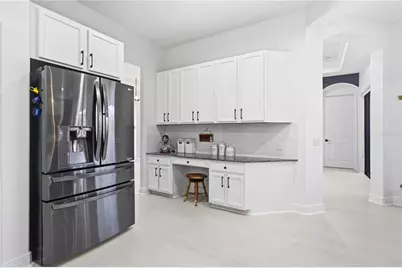 8051 36th Street Circle E, Sarasota, FL 34243 - Photo 12