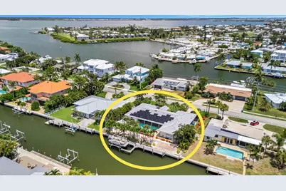 514 Key Royale Drive, Bradenton Beach, FL 34217 - Photo 2