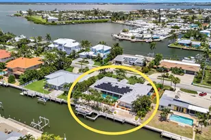 514 Key Royale Dr, Holmes Beach, FL 34217 - Photo 2