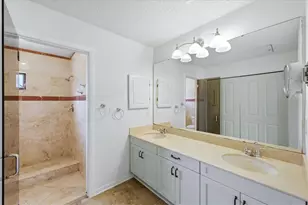 5387 Huntingwood Ct, Sarasota, FL 34235 - Photo 22