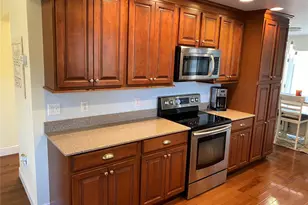 1832 Worrington St, Sarasota, FL 34231 - Photo 6