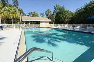 4857 Village Gardens Dr, Sarasota, FL 34234 - Photo 2
