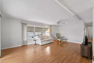 3226 Sweet Bay Terrace, Sarasota, FL 34237 - Photo 14
