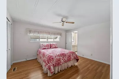 3226 Sweet Bay Terrace, Sarasota, FL 34237 - Photo 18
