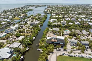 411 Palm Ave, Anna Maria, FL 34216 - Photo 4