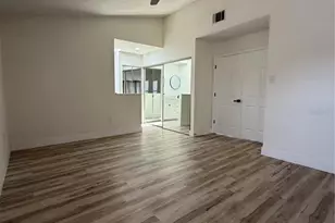 339 Pembroke Ln S, Venice, FL 34293 - Photo 16