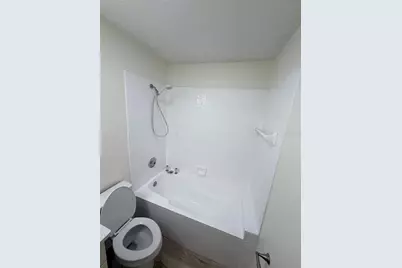339 Pembroke Lane S #228, Venice, FL 34293 - Photo 12