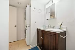 1626 Brookhouse Dr, Sarasota, FL 34231 - Photo 48