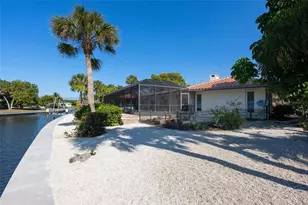 5456 Azure Way, Sarasota, FL 34242 - Photo 38