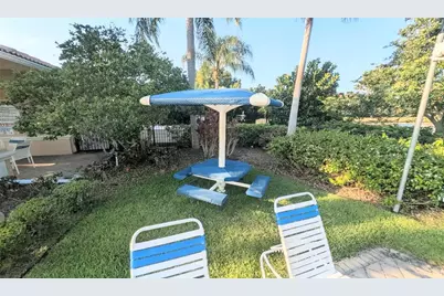 3696 Parkridge Circle #26-105, Sarasota, FL 34243 - Photo 32