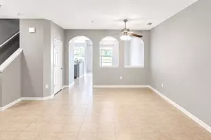 3696 Parkridge Cir, Sarasota, FL 34243 - Photo 2