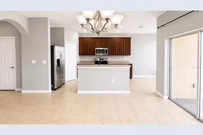 3696 Parkridge Circle #26-105, Sarasota, FL 34243 - Photo 6