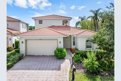 4561 Murcia Boulevard #13, Sarasota, FL 34238 - Photo 1