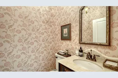 8960 Rocky Lake Court, Sarasota, FL 34238 - Photo 34