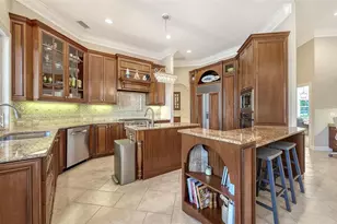 8960 Rocky Lake Ct, Sarasota, FL 34238 - Photo 20