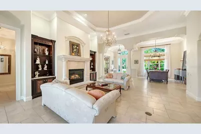 8960 Rocky Lake Court, Sarasota, FL 34238 - Photo 10