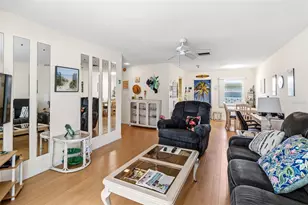 611 Gulf Dr N, Bradenton Beach, FL 34217 - Photo 10