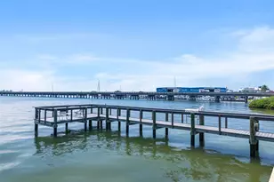 611 Gulf Dr N, Bradenton Beach, FL 34217 - Photo 38