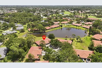5451 Golf Pointe Drive #V-225, Sarasota, FL 34243 - Photo 36