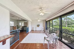 5451 Golf Pointe Dr, Sarasota, FL 34243 - Photo 30
