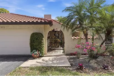 5451 Golf Pointe Drive #V-225, Sarasota, FL 34243 - Photo 6
