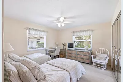 5451 Golf Pointe Drive #V-225, Sarasota, FL 34243 - Photo 22