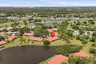 5451 Golf Pointe Dr, Sarasota, FL 34243 - Photo 40