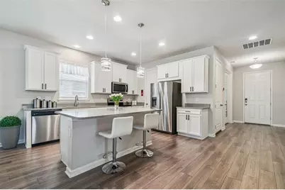 11514 Cedar Valley Drive, Riverview, FL 33569 - Photo 2