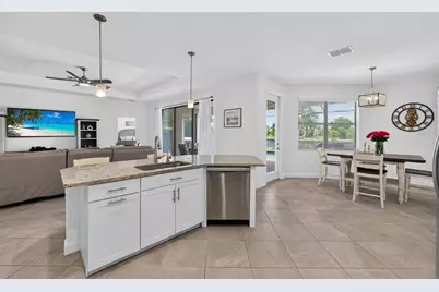4881 Seafoam Trail, Bradenton, FL 34211 - Photo 16