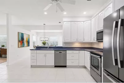4541 Del Sol Boulevard S, Sarasota, FL 34243 - Photo 18