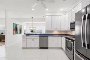 4541 Del Sol Blvd S, Sarasota, FL 34243 - Photo 18