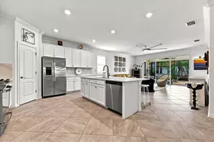 2405 Wildflower Run, Lakewood Ranch, FL 34211 - Photo 12