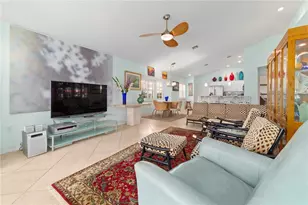 1378 Capri Isles Blvd, Venice, FL 34292 - Photo 4