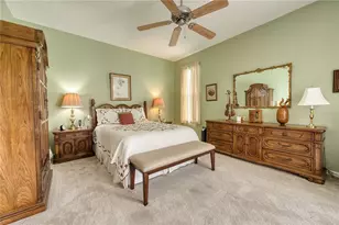 4019 Cascade Falls Dr, Sarasota, FL 34243 - Photo 10
