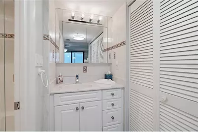 770 S Palm Avenue #PH2, Sarasota, FL 34236 - Photo 14