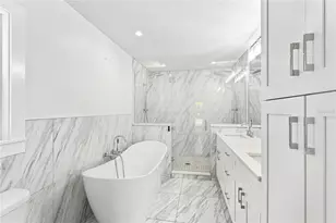 206 73rd St NW, Bradenton, FL 34209 - Photo 4