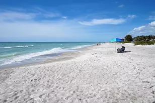 2850 Gulf of Mexico Dr, Longboat Key, FL 34228 - Photo 32