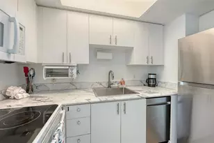 2850 Gulf of Mexico Dr, Longboat Key, FL 34228 - Photo 16