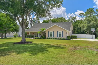 305 Mill Run E, Bradenton, FL 34212 - Photo 1
