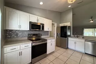 37 Whippoorwill Dr, Palm Coast, FL 32164 - Photo 10