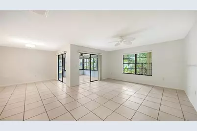 5010 Barrington Circle #2001, Sarasota, FL 34234 - Photo 8