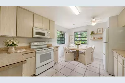 5010 Barrington Circle #2001, Sarasota, FL 34234 - Photo 18