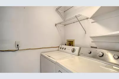 5010 Barrington Circle #2001, Sarasota, FL 34234 - Photo 38