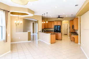 14024 Nighthawk Terrace, Lakewood Ranch, FL 34202 - Photo 2