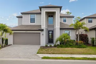 19524 Fishhawk Trl, Venice, FL 34293 - Photo 2