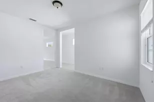 8113 Sternway Rd, Sarasota, FL 34240 - Photo 24