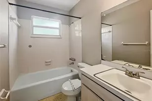 4417 Parnell Dr, Sarasota, FL 34232 - Photo 10