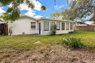 4417 Parnell Dr, Sarasota, FL 34232 - Photo 12