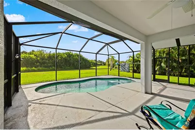 625 148th Court NE, Bradenton, FL 34212 - Photo 8