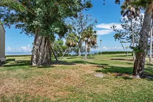 5260 Gulf of Mexico Dr, Longboat Key, FL 34228 - Photo 26